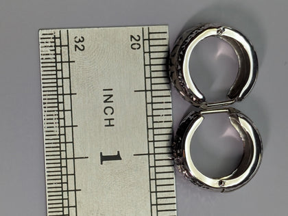 14ct White Gold Reflective Earrings