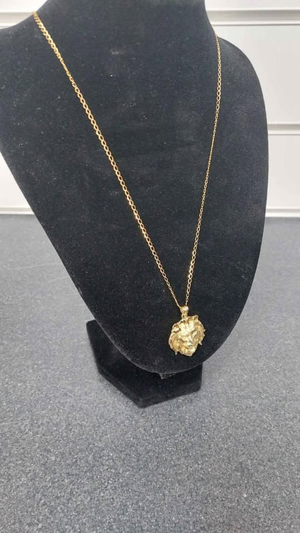 375 9K HALLMARKED, YELLOW GOLD, BASIC CHAIN, LION HEAD PENDANT, BOLT RING LOCK, 20