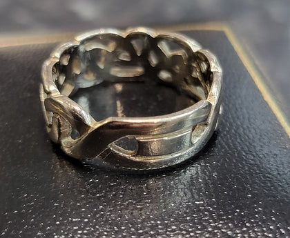 18CT White Gold Celtic Ring - 5.45g - N. Hallmarked