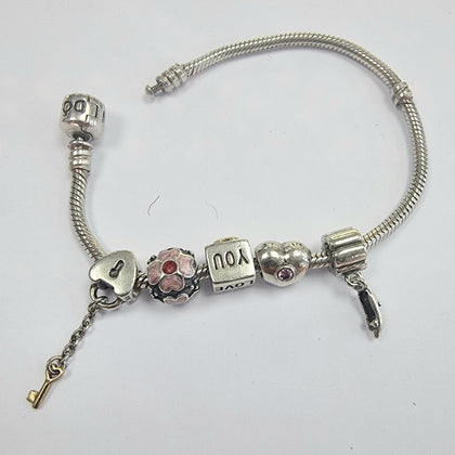 Pandora charm Bracelet 19cm with 5 Charms