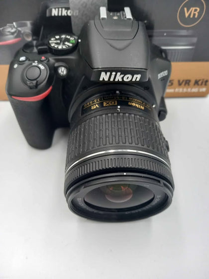 Nikon D3500 24.2MP  Black & AF-P DX 18-55mm VR Lens With Battery Pack Charger & Orignal Box
