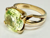 9ct gold ring with large lime green stone size M