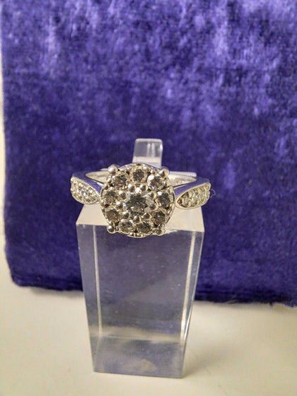 Platinum Ring - 6.75g - Size L - Great Yarmouth