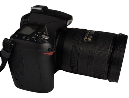 Nikon D90 DSLR Camera with Nikon DX AF-S Nikkor 18-200mm 1:3.5-5.6 Lens