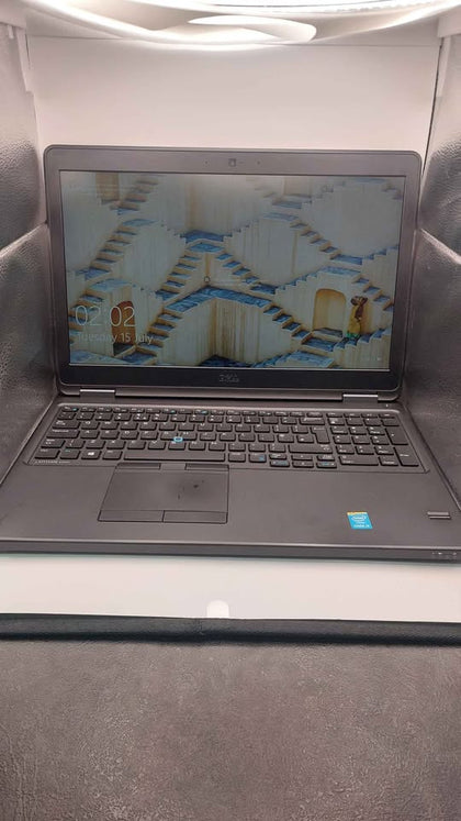 Dell E5550 i5-5300U 8GB RAM 512GB SSD 15