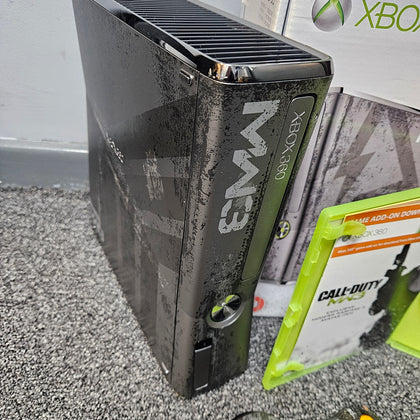 Xbox 360S (Slim) Console, Modern Warfare 3 Edition 2 pads & Game included