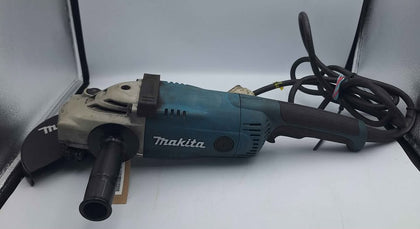 Makita GA7020 110v Angle Grinder 7
