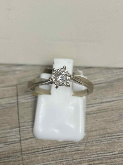 9ct Gold Ring (Size N) Apx 2g