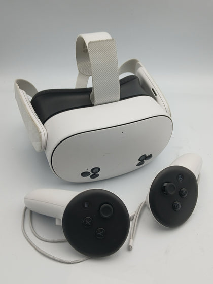 Meta Quest 3S White 128GB VR Headset with Controllers UNBOXED