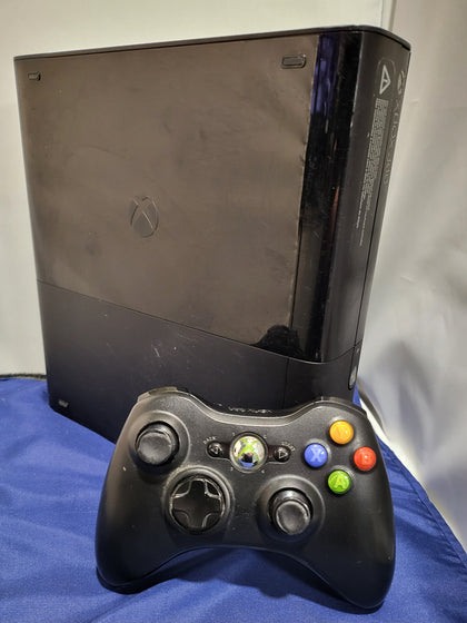 Xbox 360 'E Console 500GB with Controller