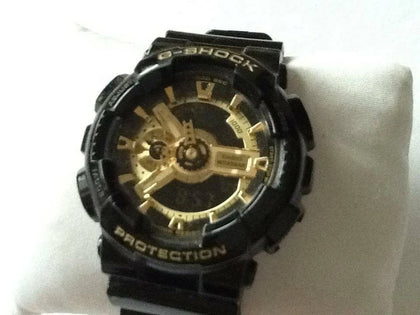 Pre-owned: Casio 5146 G-shock Men’s Watch. Black With Gold Details.