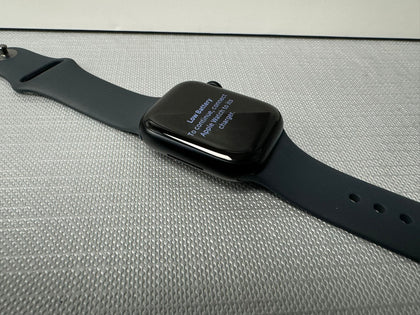Apple Watch Series 8 GPS 41mm Midnight.