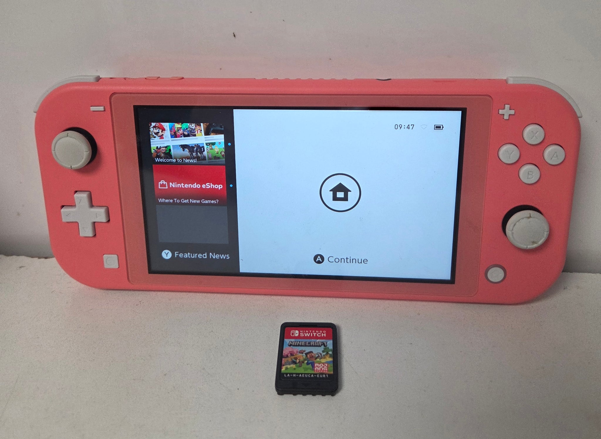 Nintendo Switch Lite ピンク 本体 Minecraft Nintendo Switch Lite - Coral + Minecraft (Nintendo Switch