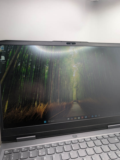 Lenovo LOQ 15APH8/Ryz 7 7840HS/16GB Ram/1TB SSD/RTX 4060/16