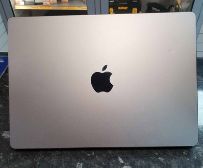 Apple MacBook Pro 14