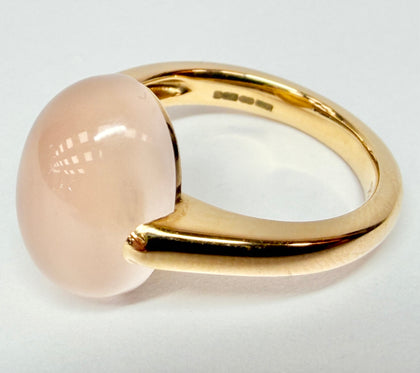 18ct yellow gold ring with pomellato lune stone size N