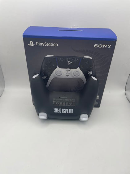 THE LAST OF US PS5 CONTROLLER