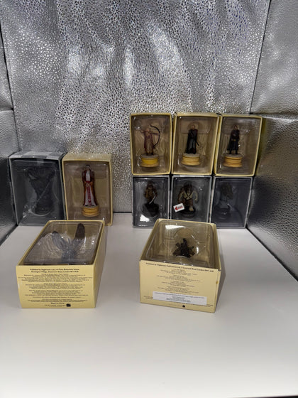 Lord Of The Rings Chess Pieces 10 Piece Collection