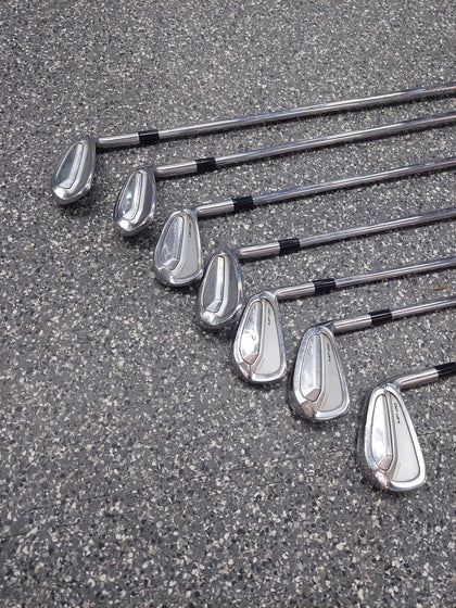 Mizumo Iron Set, Callaway & TaylorMade Full Large Golf Set with MotoCaddy Golf Bag, See Description For All Items