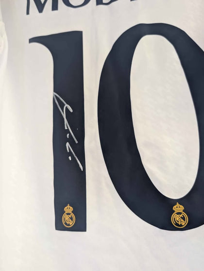 Football Prizes Luka Modric Signed Football Shirt - Size Years 15-16 - With COA