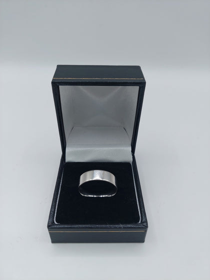 Platinum Ring Size T 8.4G Hallmarked(950)&Tested