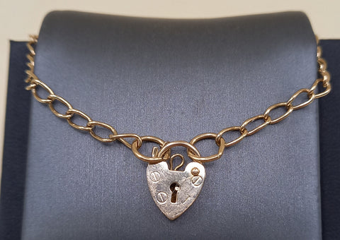 9ct Gold Bracelet With Lock 3g