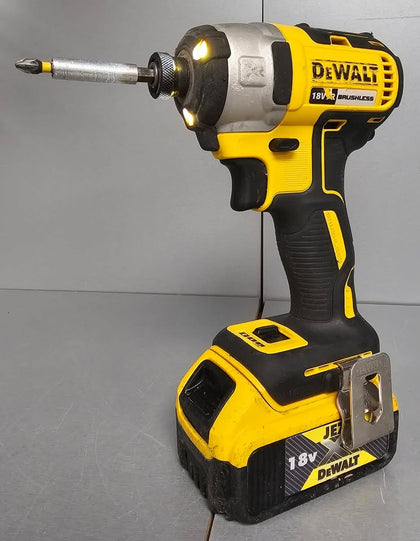**Xmas Deal** DeWalt - DCF887 XR Brushless 3-Speed Impact Driver + 5.0Ah Battery (No Charger)