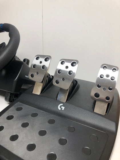 Logitech G923 Racing Wheel and Pedals and gear stick