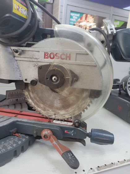 Bosch GCM 10 SD 110v sliding meter Saw.