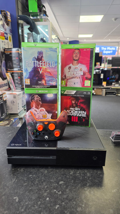 Xbox one Console 500gb Plus 4 x Games