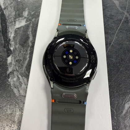 Samsung Galaxy Watch7 40mm SM-L300 4G LTE Bluetooth - Khaki Green