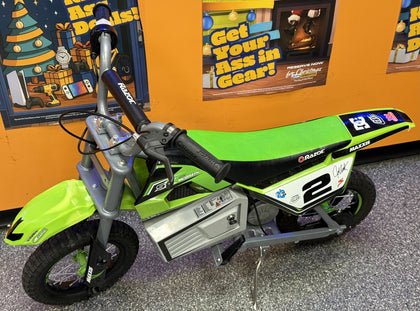 ** Collection Only ** Razor Dirt Rocket SX350 McGrath 24 Volt Ages 13+ years