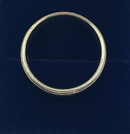 9ct w gold ring