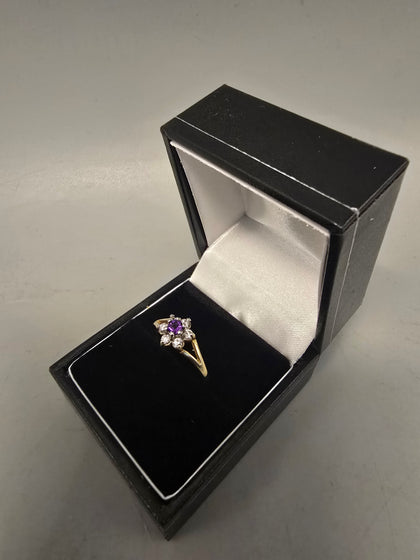 9ct Gold Ring with Purple Stone 375 1.6G Size R