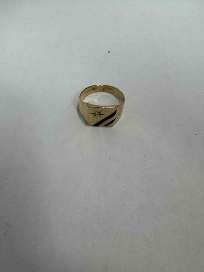 9CT gold ring (size P) (4.22g)