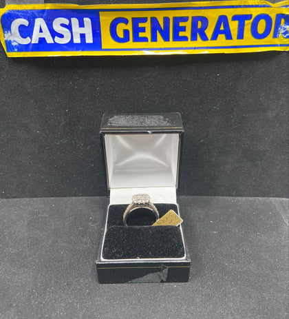 9ct White Gold Diamond (0.5ct), (Size N) 3.17g