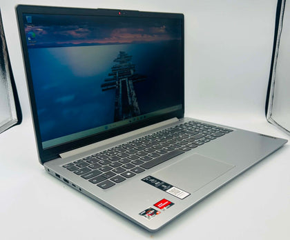 Lenovo Ideapad 1 15ALC7 / Ryzen 7 5700U / 8GB Ram / 1TB SSD / 15