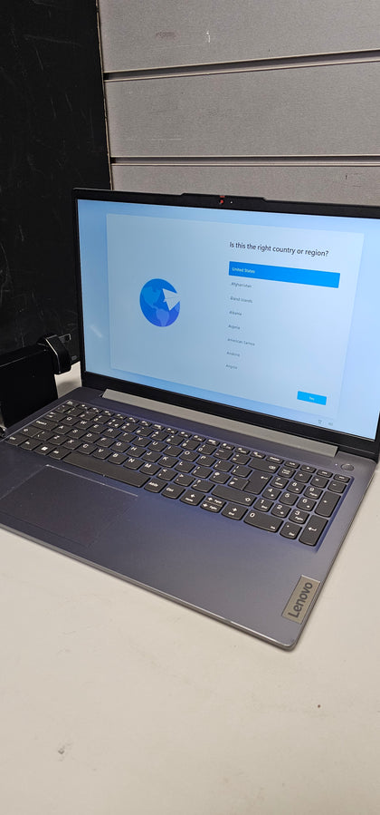 Lenovo IdeaPad Slim 3