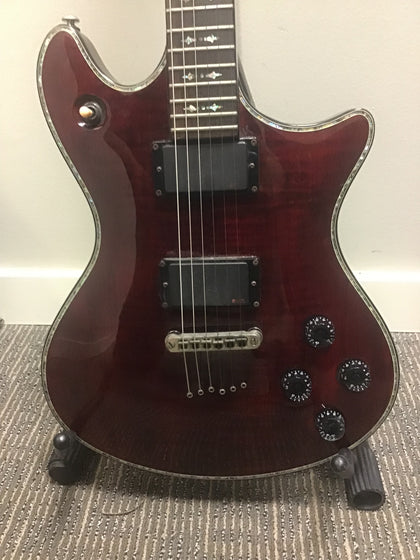 Schecter Hellraiser diamond series Cherry.