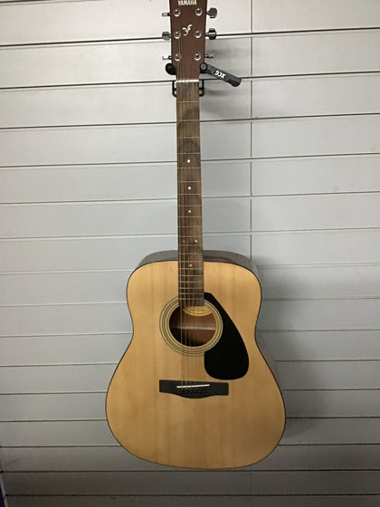 Yamaha F310 Acoustic Guitar