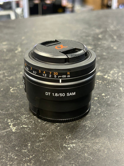 Sony SAL50F18 DT 50mm F/1.8 Lens