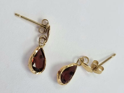 9ct Gold Earrings with Red/orange Stone