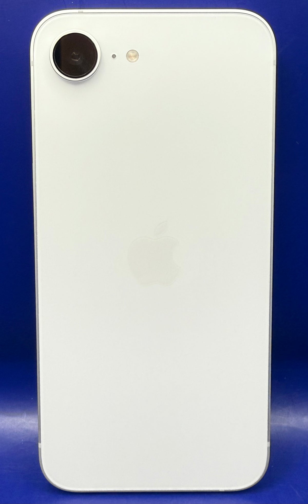 Apple iPhone 16e ホワイト 本体 箱付き Apple iPhone 16e 256GB: Built for Apple Intelligence, A18 Chip