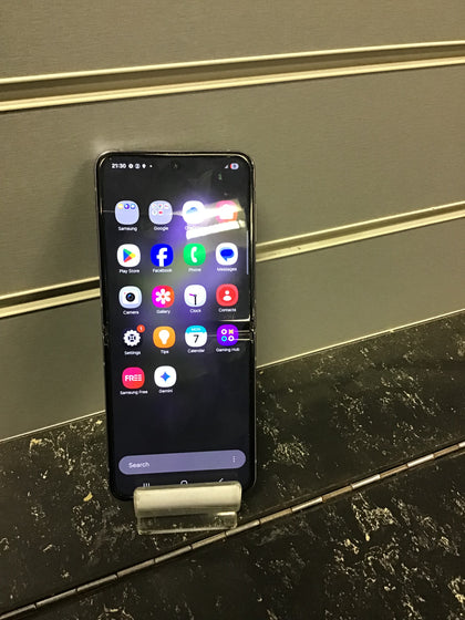 Samsung Galaxy Z Flip 4