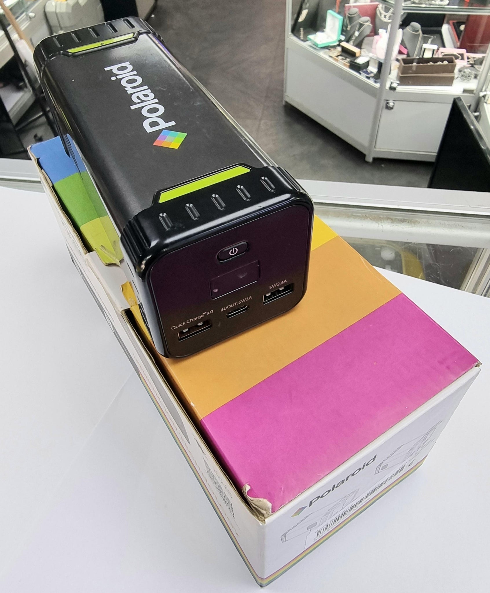 polaroid ps100 portable power supply boxed | Cash Generator polaroid ps100 portable power supply boxed | Cash Generator