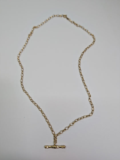 9ct gold T-bar and chain