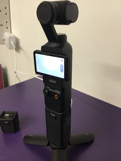 DJI Osmo pocket 3 creator combo