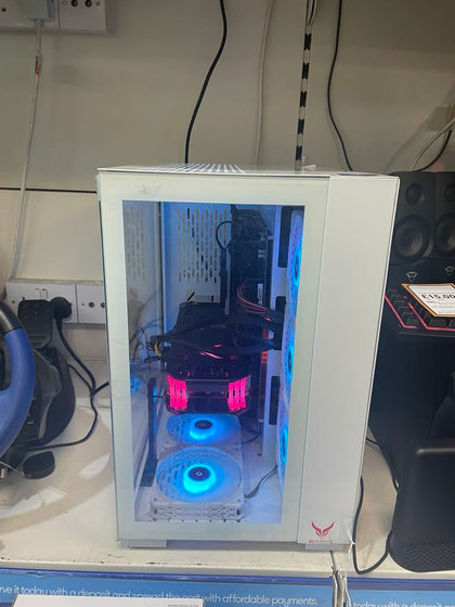 CUSTOM BUILT GAMING PC