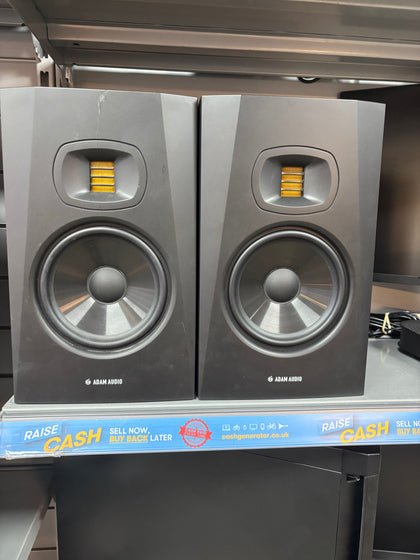Adam Audio studio monitors (T7V)