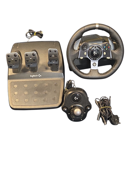 Logitech G920 Driving Force Racing Wheel with Gear Shifter - PC & Xbox
